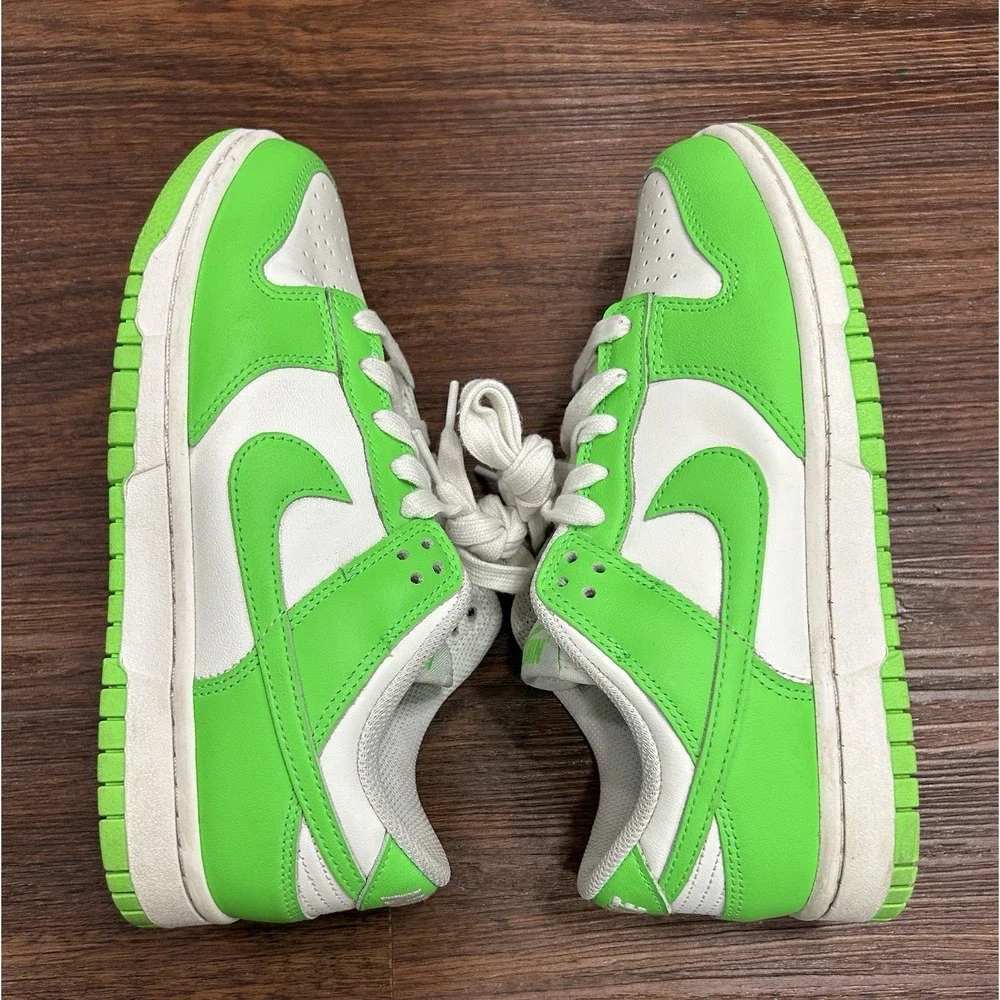 Nike Dunk Low Womens Size 7.5 White Green Strike Athletic Sneaker HV0842-133